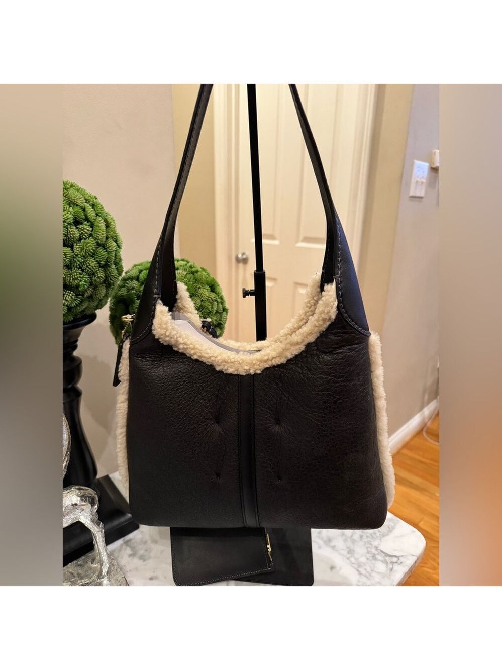 Coach - Shearling Brooklyn 28 NWT - Black Leather & Shearling w/Removable Pouch - Picture 3 of 14